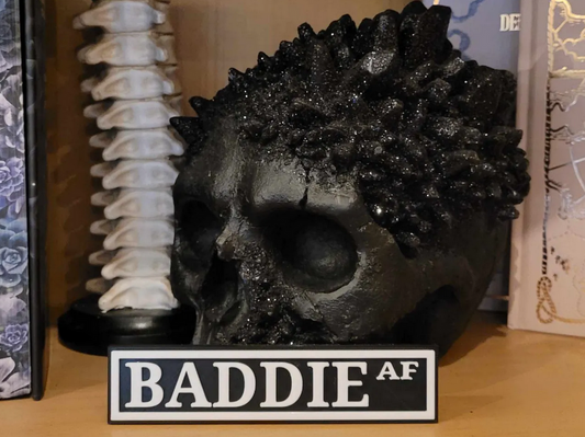 Baddie AF – Bookshelf Sign