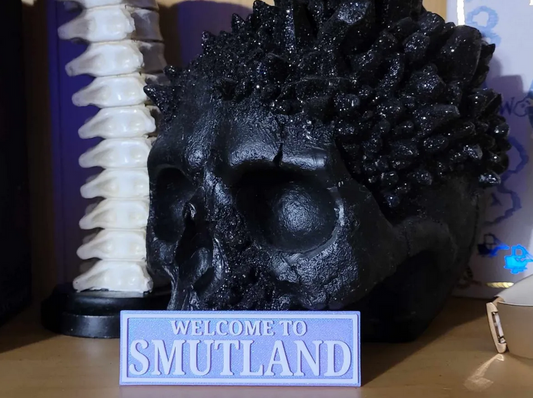 Welcome to Smutland Bookshelf Sign – Spicy Reader Decor | 3D Printed Bookish Gift | BookTok Romance Shelf Sign for Smut-Loving Readers