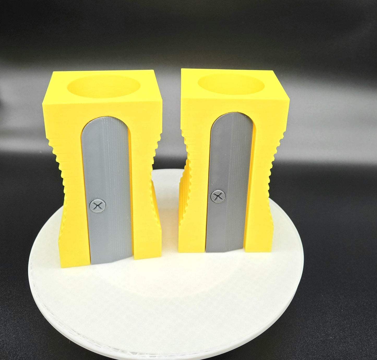 Giant Pencil Sharpener Organizer – Funny Pencil Holder, Novelty Desk Accessory, Teacher Gift, 3D Printed Office Decor